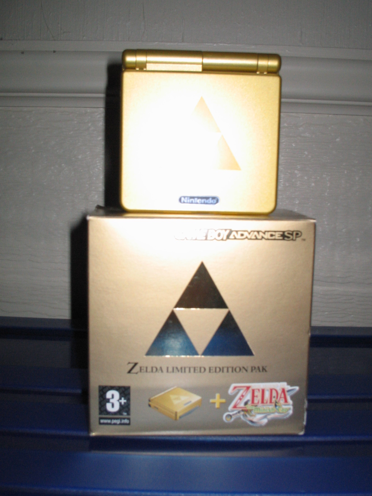 Gameboy Advanced Zelda Limited editon!